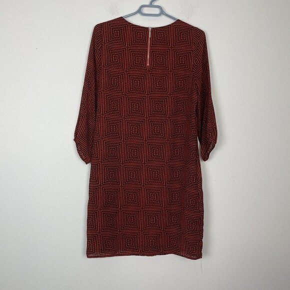 H&M Woman’s Geometric Front Pleated Sheath Dress 3/4 Sleeve Size 6 Red Black - Picture 5 of 7